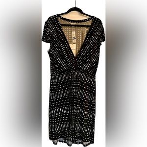 Tommy Bahama, Dunmore Dot Short Dress. Black and White Polka Dot. Size XL.